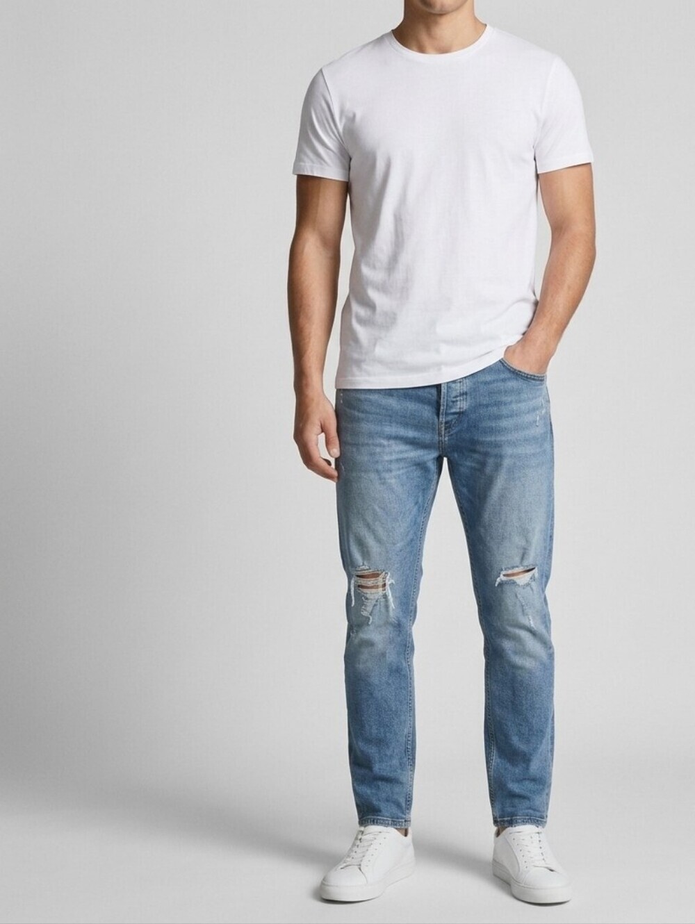 ZARA Men Jeans Blue 36 Distressed Ripped Button Fly Slim Straight Cut Denim